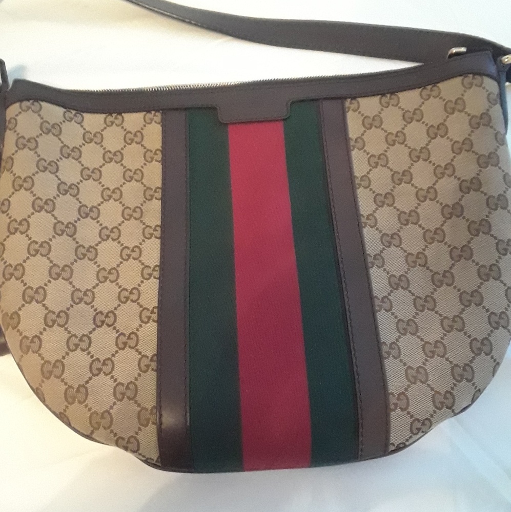 Pre-owned Authentic Gucci Crossbody Bag & Wallet
